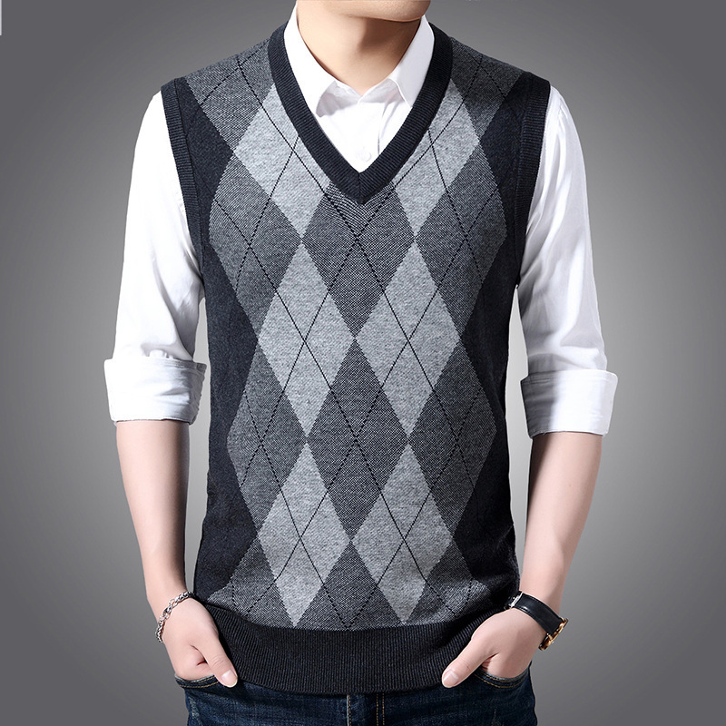 2023 autumn and winter new men's vest casual v-neck bottoming sleeveless knitted vest one-piece delivery I1810
