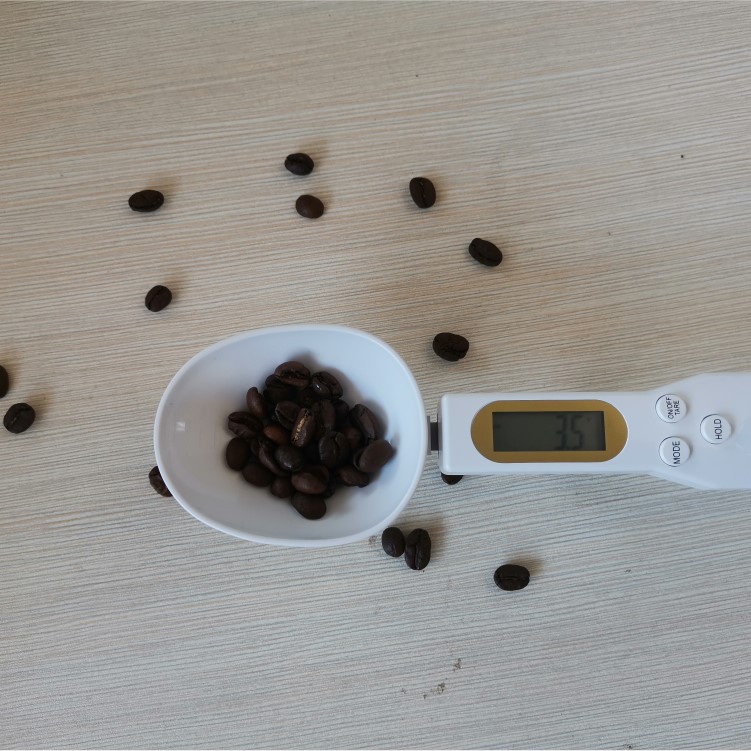 Hot-selling high-precision nutrition weighing milk powder spoon scale baking food medicine powder coffee multi-function kitchen scale 0.1g