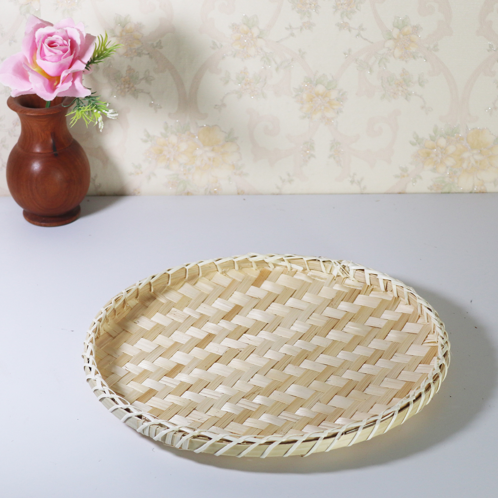 Handmade bamboo crafts bamboo screen dustpan bamboo basket manufacturers direct supply large favorably