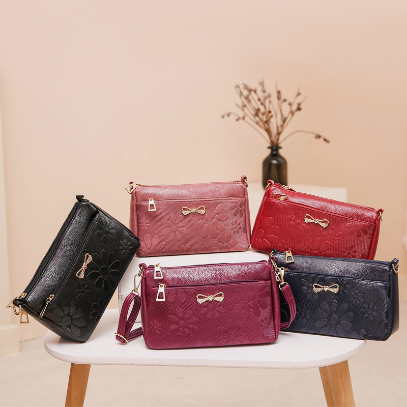 Women's Bag Korean Style Small Bag New Shoulder Crossbody Bag Fashion Stall Supply Middle-aged and Elderly Mother Women's Bag