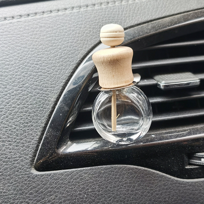 Car Aromatherapy Air Outlet Car Aromatherapy Bottle Cute Creative Car Accessories Car Air Outlet Glass Bottle