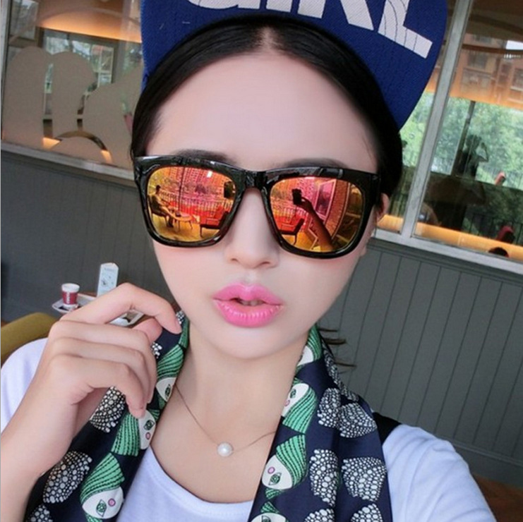 2023 New Color Film Pepper Women Sunglasses Colorful Reflective Korean Fashion Trend Gift Sunglasses