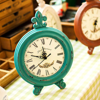 European Style Retro Nostalgic Wooden Table Clock Ornaments Wooden Crafts Home Decoration Small Round Clock Ornaments