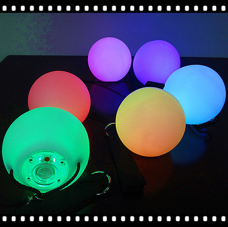 LED colorful luminous swing ball button color changing fitness flash ball creative juggling ball new year luminous ball toy