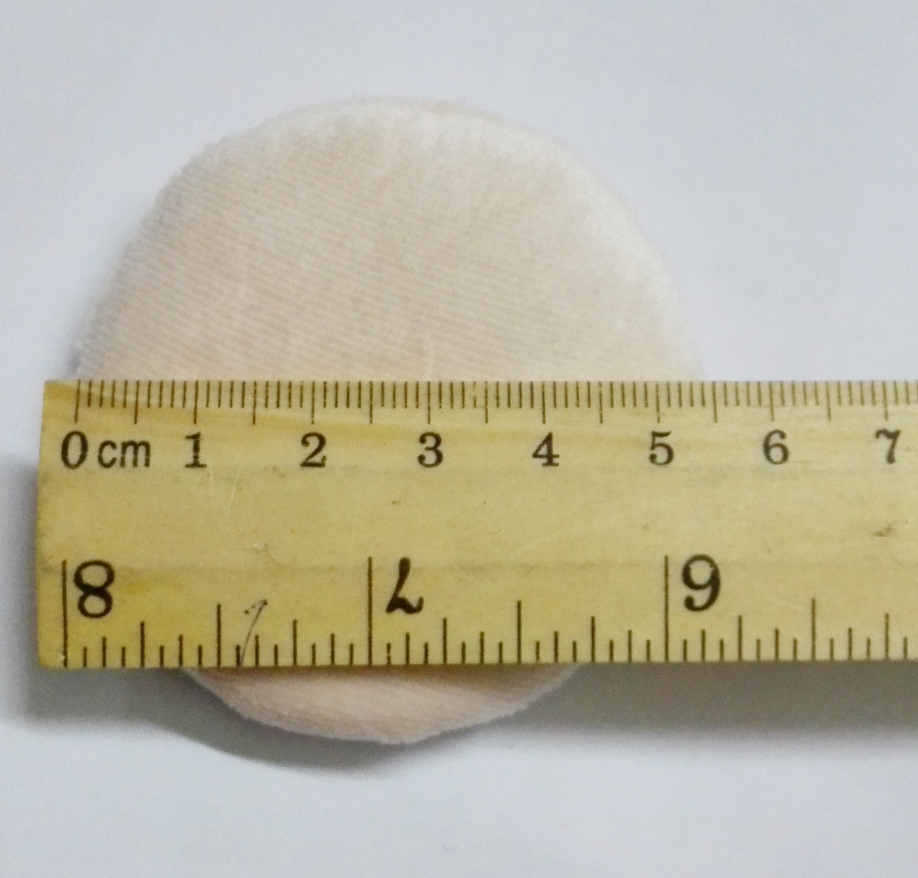 Hook pad hand flapping ribbon type small dry powder puff diameter 60mm makeup with honey powder puff wholesale powder puff