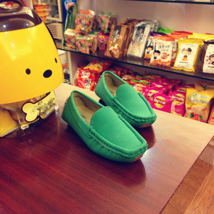 Rui foot new boys and girls children bean shoes South Korea soft bottom spring and autumn children's shoes factory a generation of 2