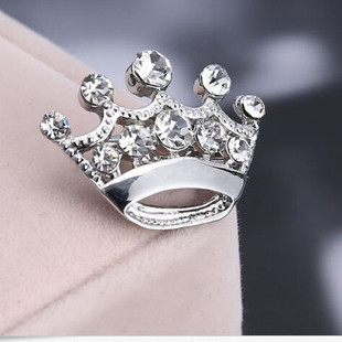 Diamond-encrusted small crown brooch clothing small collar pin gold-plated silver-plated clothing accessories mini crown pin corsage