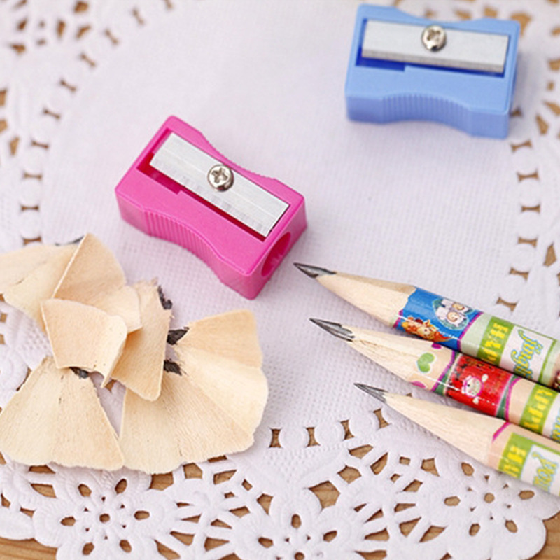 Small square pencil sharpener plastic pencil sharpener modeling pencil sharpener student mini pencil sharpener stationery school supplies