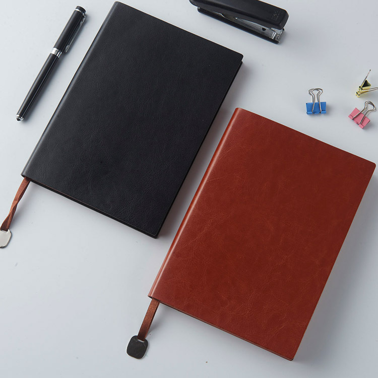 Qindeli soft leather A5 Notebook wholesale notepad leather b5 notebook business notebook printed logo