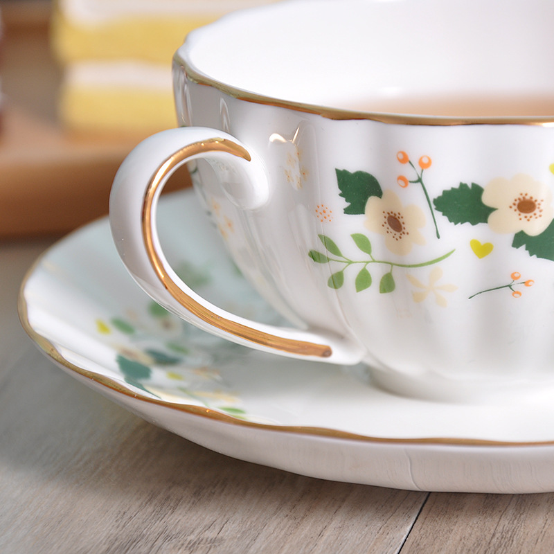 Household coffee cup and saucer suit fresh afternoon tea cup British black tea small floral ceramic pumpkin cup and saucer