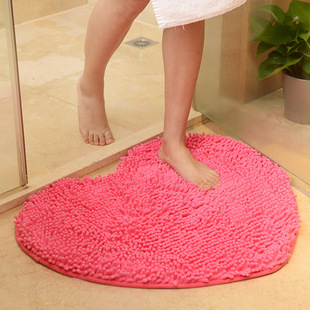 Small Fresh ins Style Kitchen Water Absorbent Foot Mat Heart-shaped Wedding Floor Mat Water Absorbent Oil Absorbent Kitchen Door Non-slip Floor Mat