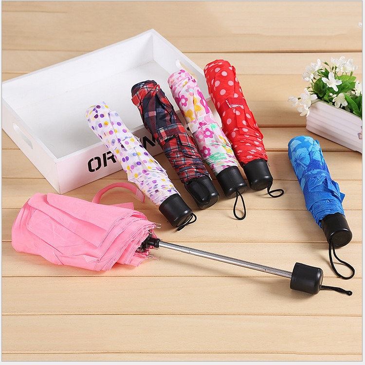 Three-fold plaid umbrella wholesale 8K portable mini folding gift advertising umbrella printed logo sun umbrella