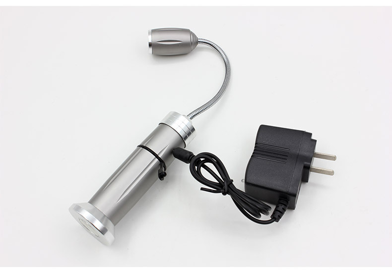 New multi-functional rechargeable strong light flashlight with magnet rotating zoom turning work light strong light flashlight