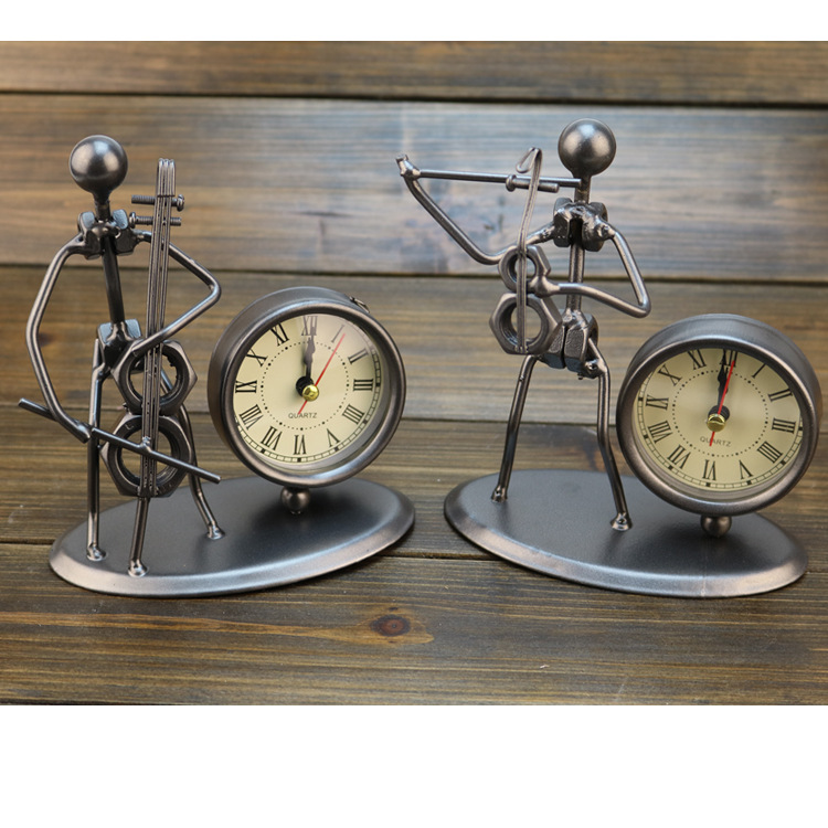 创意铁质不锈钢小座钟 铁艺复古个性钟表 精品店礼品 生日礼物
