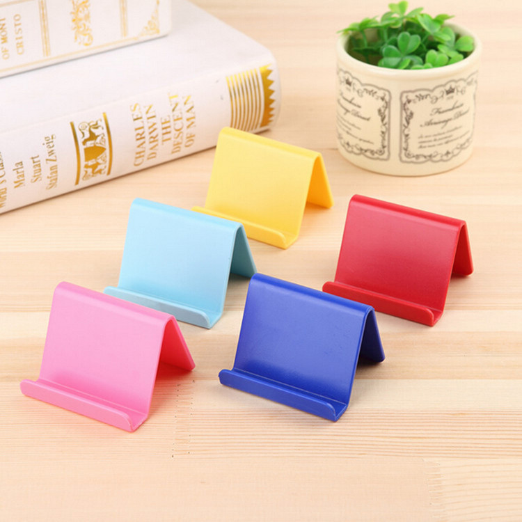 T Korean creative and practical lazy business card holder mobile phone holder portable mobile phone holder small gifts can be set two-dimensional code