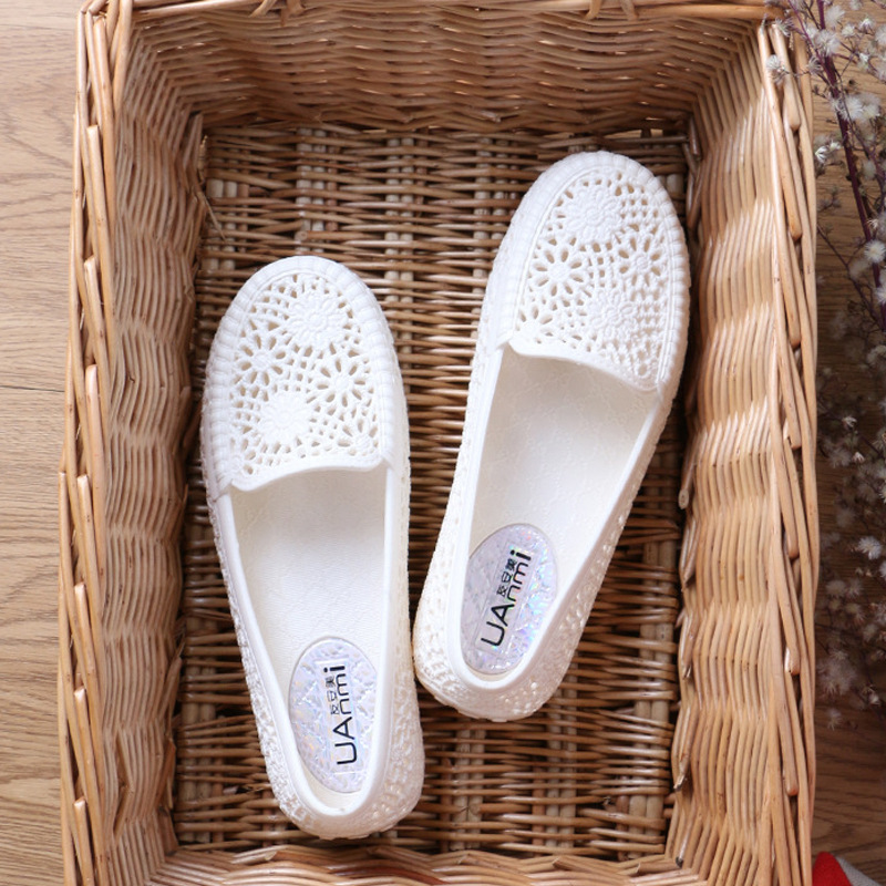 Plastic Sandals Women's Summer Non-slip Flat Shoes Solid Color Hollow-out Nurse Shoes Soft-soled Beach Shoes Pregnant Women's Mother Shoes