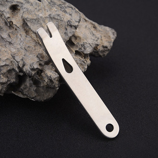 EDC Pocket Tool Mini Pocket Edition Stainless Steel Crowbar Crank-shaped Scraper Wrapper Nail-lifting Keychain