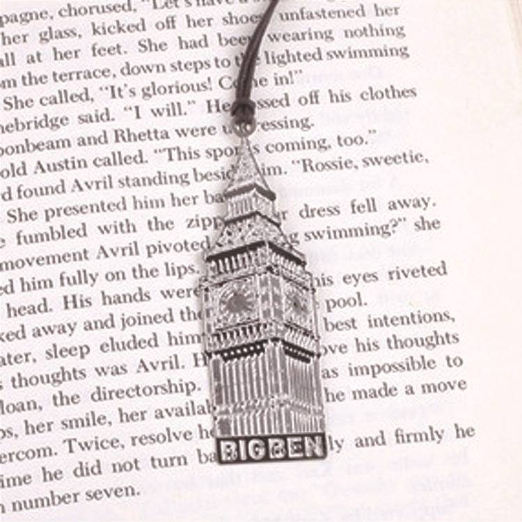 Creative stationery European and American retro Tower metal bookmark creative beautiful bookmark 4 options