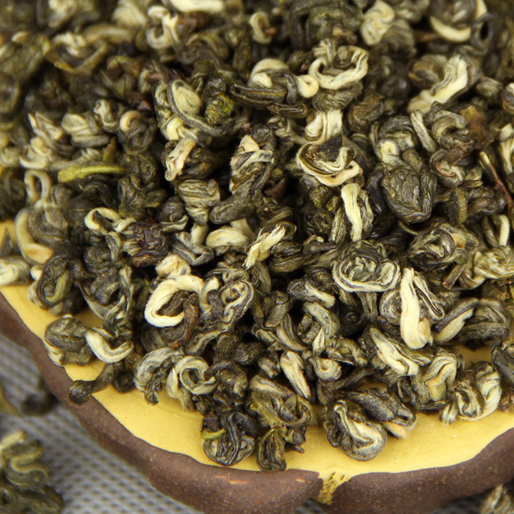 Wholesale 2023 new tea tea one bud one leaf Yunnan green tea Mingqian tea Biluo spring tea