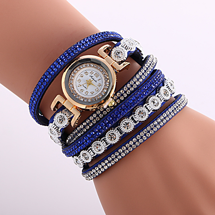 Foreign trade hot-selling alloy diamond ring bracelet watch digital face Korean velvet ladies wrist watch quartz watch