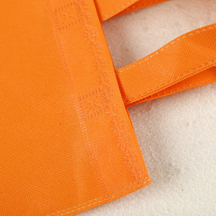 Foreign trade cross-border spot color theme non-woven hand shopping bag gift packaging candy non-woven bag