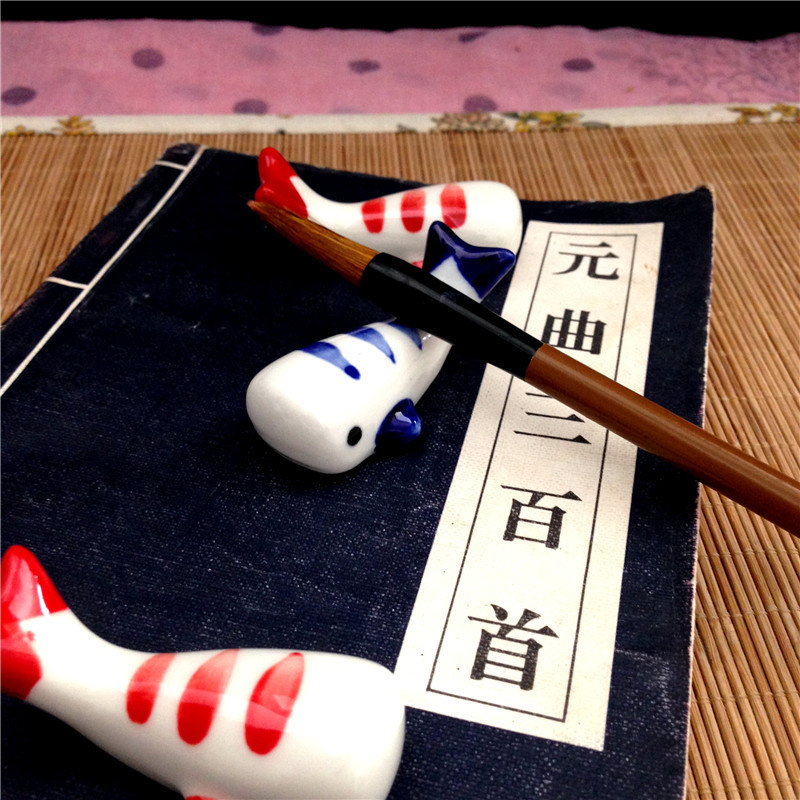 Marine Life Whale Ceramic Chopsticks Rack Chopsticks Holder Creative Cute Pen Rack Pen Holder Household Restaurant Small Animal Chopsticks Pillow