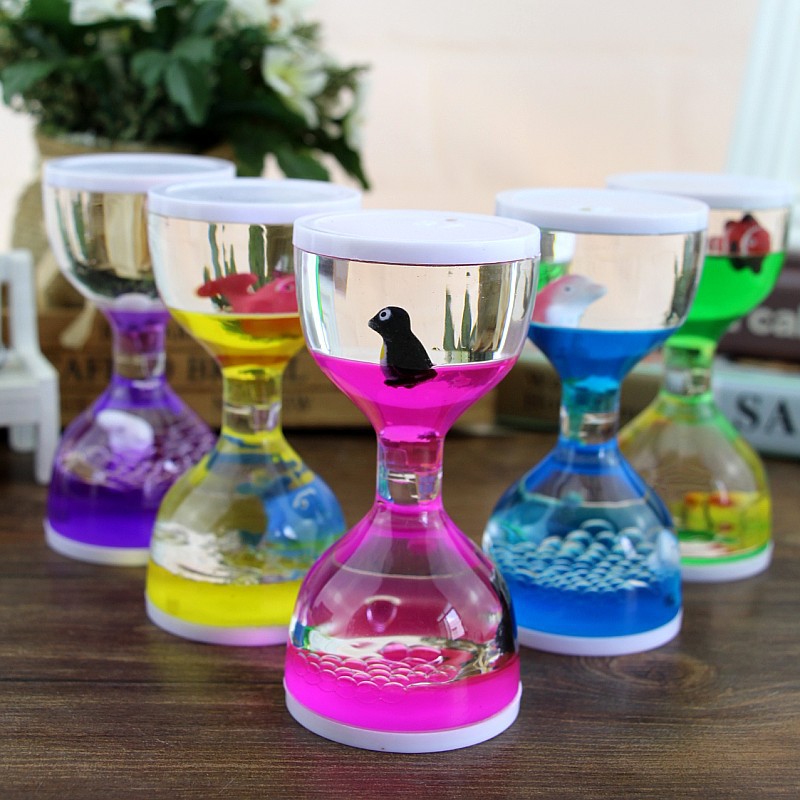 Creative with an animal cup of oil leakage toys plastic funnel decoration liquid hourglass dynamic timer