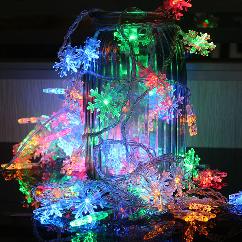 Cross-border hot snowflake light string LED lights Christmas holiday atmosphere decoration USB remote control lights string wholesale