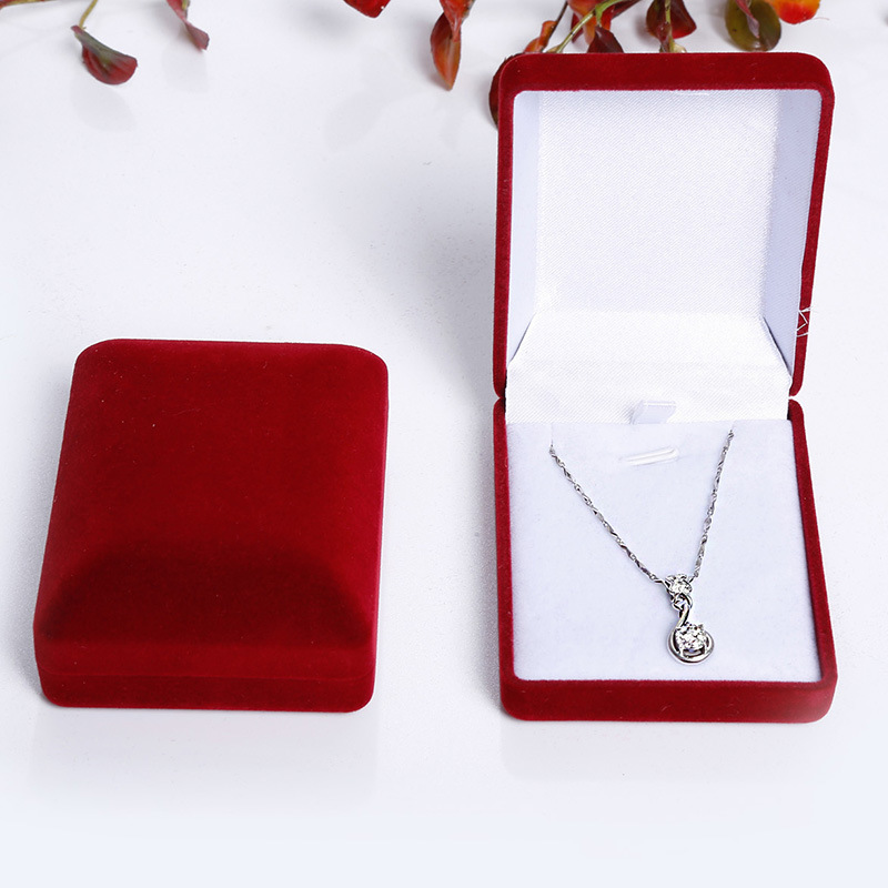 Necklace pendant packaging silver accessories jewelry box hanger box creative plush fabric jewelry box direct factory supply wholesale
