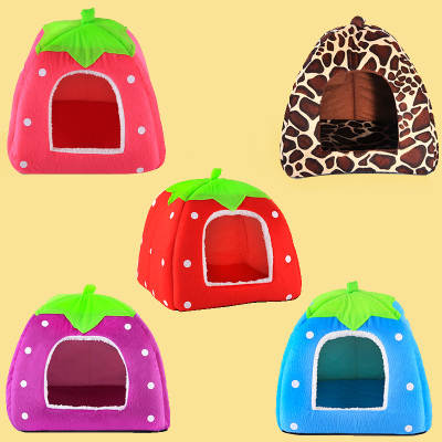 Winter pet dog dog supplies cat room dog kennel cat kennel strawberry kennel rabbit kennel removable and washable pet mat wholesale