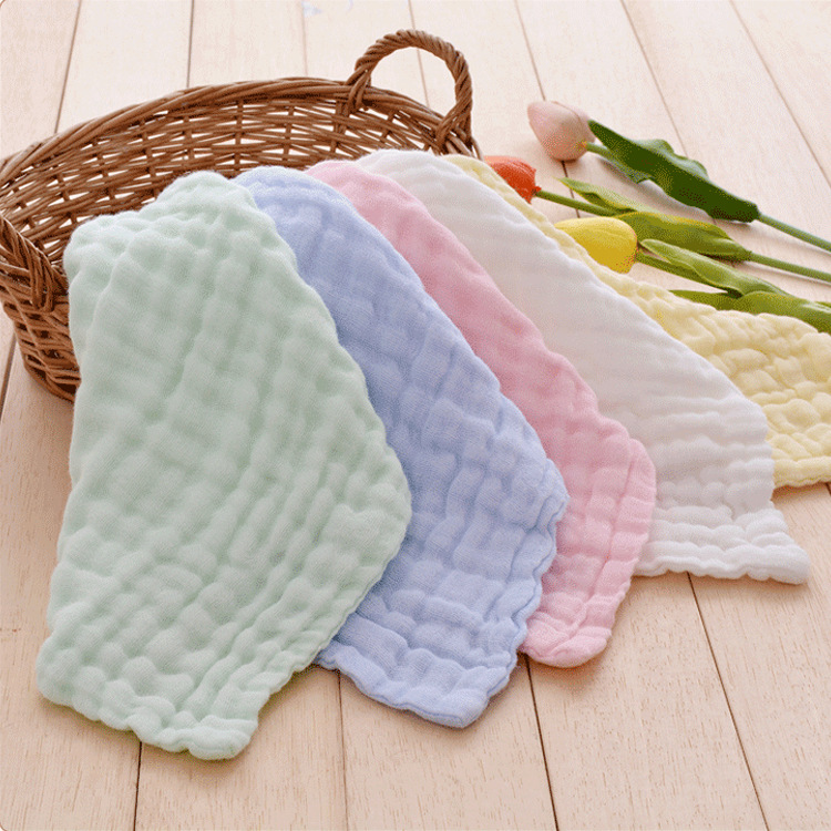 Factory wholesale cotton six-layer gauze small square baby pleated seersucker small towel saliva towel