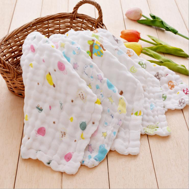 Factory wholesale cotton six-layer gauze small square baby pleated seersucker small towel saliva towel