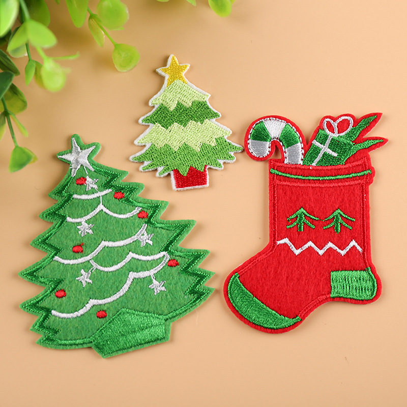 According to embroidery computer embroidery chapter cute Christmas tree boots shoes gift embroidery cloth stickers clothes decoration patch