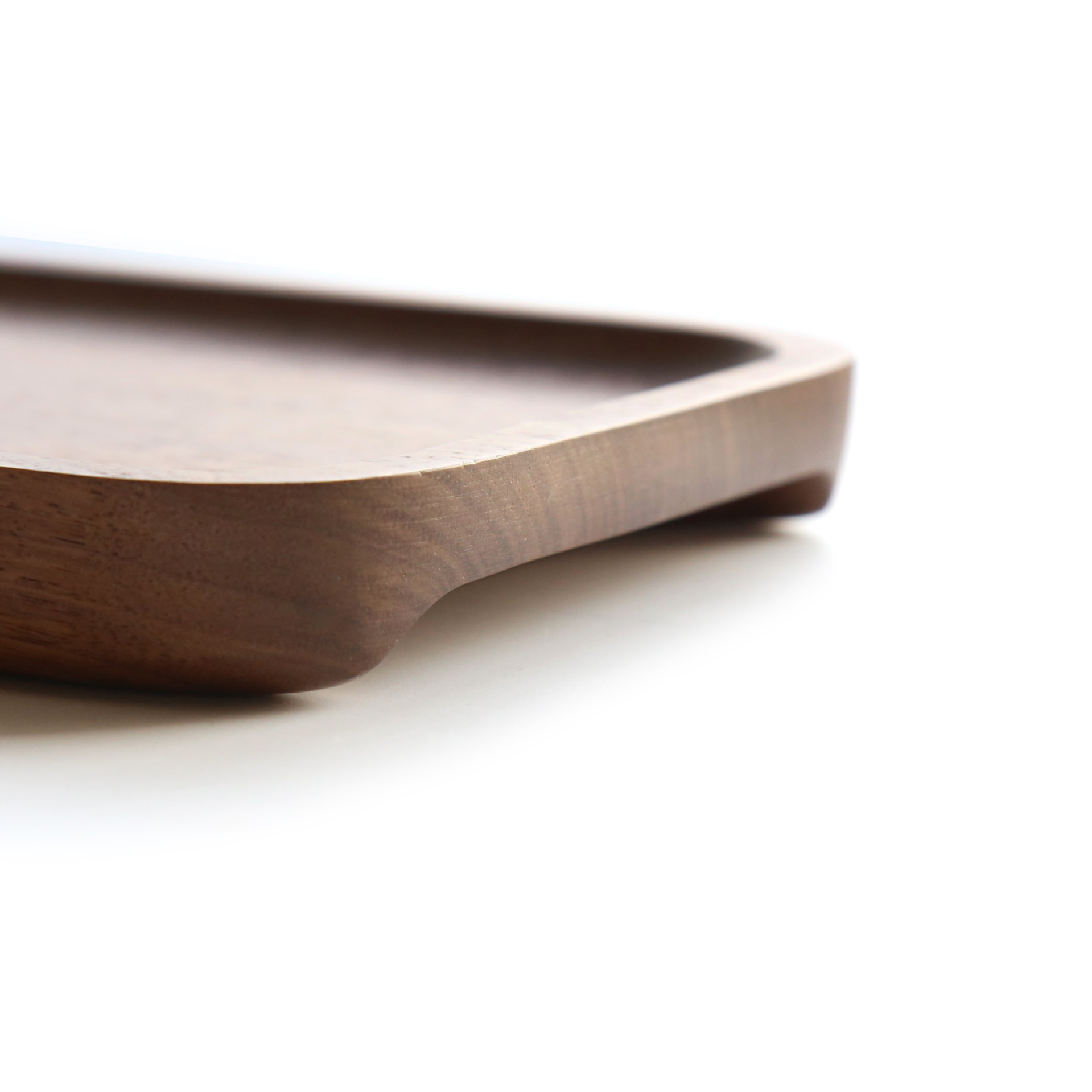 Creative with gripper hotel restaurant solid wood tray North American black walnut plate fruit pizza wooden plate