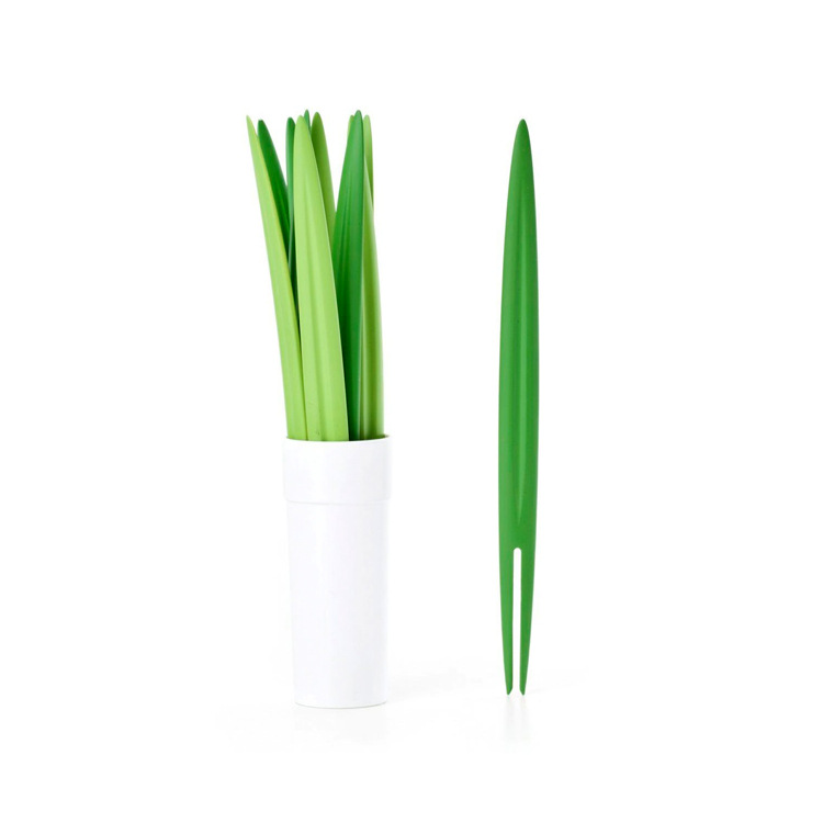Creative bamboo leaf shape fruit fork leaves fruit fork cartoon snacks dessert fork kitchen supplies 10 Pack