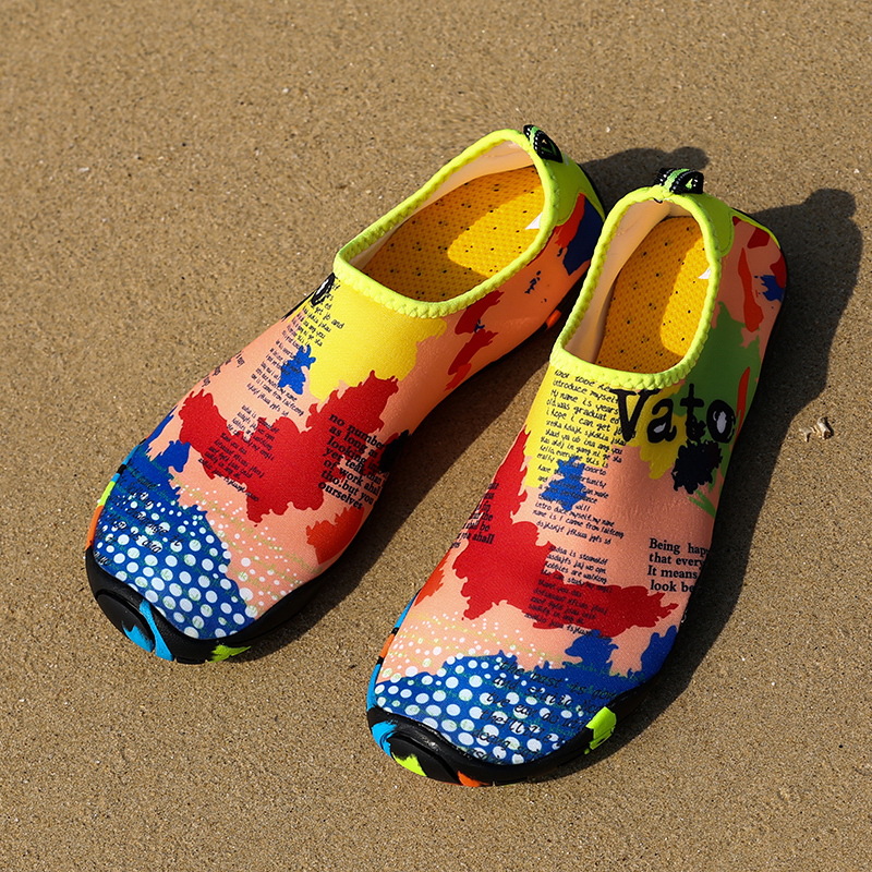 2024 Cross-border Outdoor Wading Shoes Tracing Shoes Beach Sandals Men's Drifting Swimming Surf Shoes Diving Shoes Barefoot Shoes
