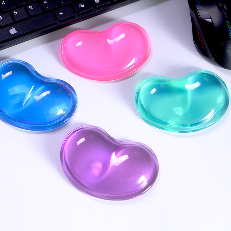 T silicone heart shaped mouse pad transparent wrist pad cold hand pillow pad wrist pad non-slip Crystal wrist pad wholesale