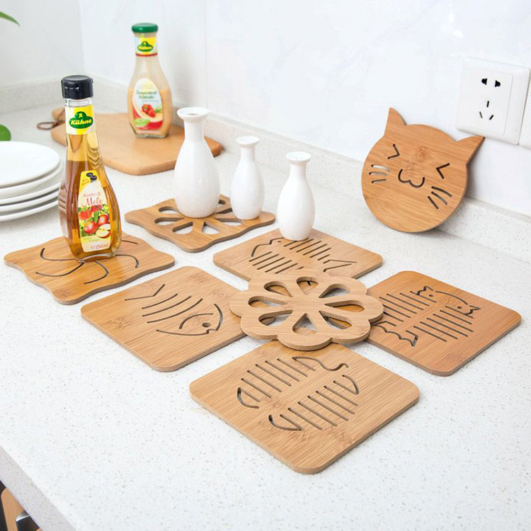 Hollow Wooden Coaster Kitchen Tableware Thickened Anti-scald Heat Insulation Mat Placemat Non-slip Pot Bowl Plate Mat