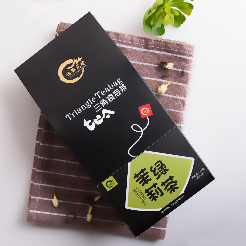 Peach oolong tea triangle bag brewing scented tea health care longan red dates medlar combination bag brewing tea Bozhou wholesale