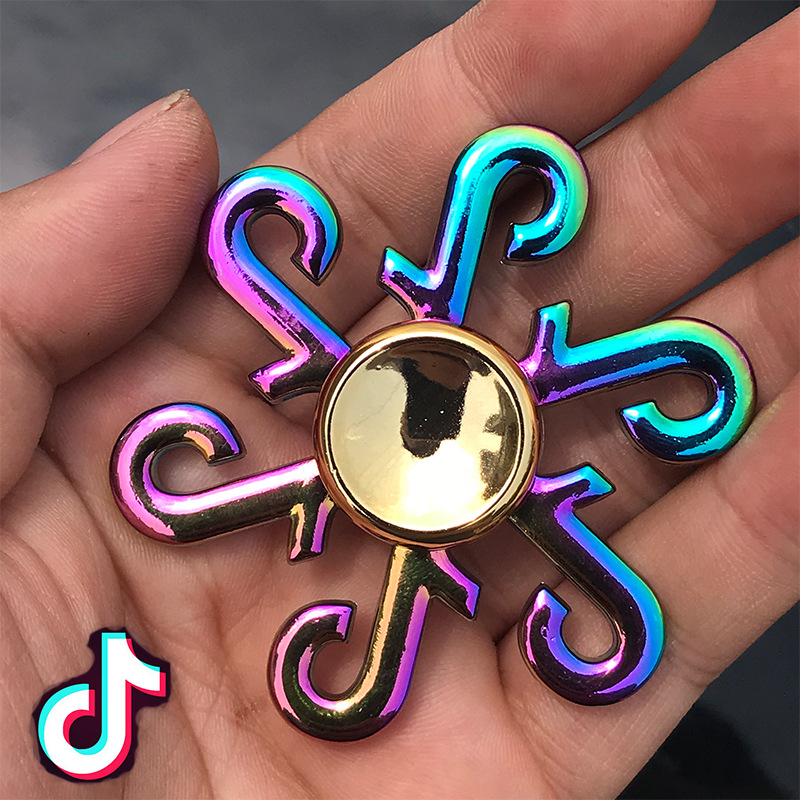 New alloy fingertip gyro decompression toys Hand Spinner finger gyro factory wholesale stall toys