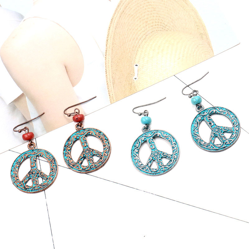 New retro old alloy earrings women's European and American fashion pattern hollow art ear jewelry wholesale factory direct sales