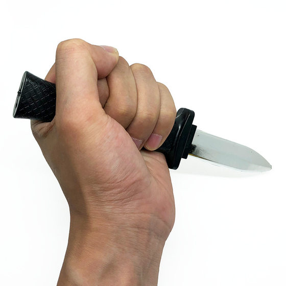 Shake the sound of the same simulation telescopic dagger spring knife trick funny scary telescopic knife Yiwu toy factory wholesale