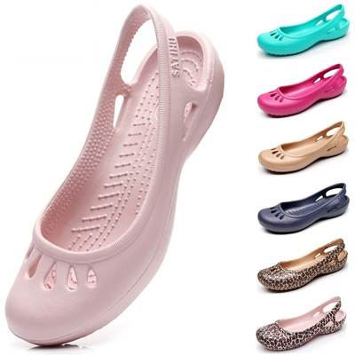 Wholesale nurse shoes flat heel hole shoes covered toe sandals plastic sandals student beach shoes eva garden shoes