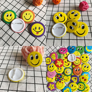 Smiley face badge smiley face badge cute variety of expression badge size 3cm 4.5cm smiley face badge