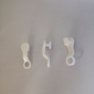 Spot Supply 50pcs Per Pack White Plastic Curtain Hook Pulley Glider