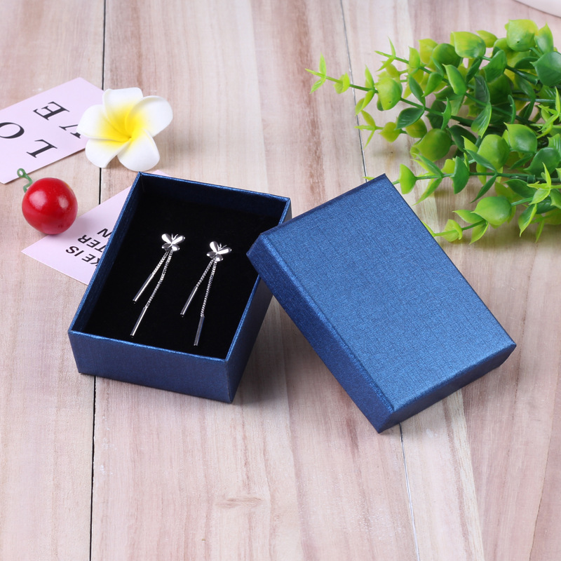Spot wholesale ring box earrings small gift box jewelry packaging box pendant necklace Lenny pattern jewelry box