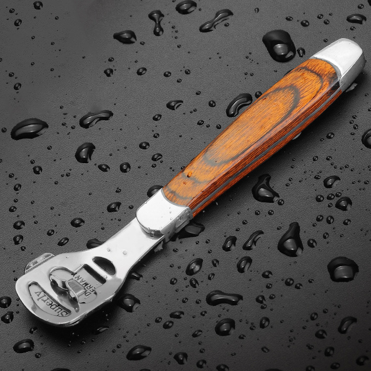 Factory direct supply pedicure knife to remove dead skin scraping knife stainless steel Shaver foot knife innovative pedicure Shaver foot skin tool
