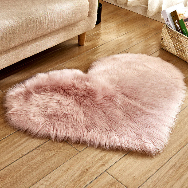 2024 New Home Textile Plush Living Room Heart-shaped Carpet Bedroom Bedside Mat Cute Girl Style