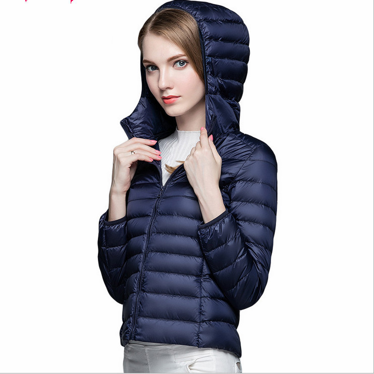 2024 autumn and winter new light short fashion slim down jacket women's plus size light down hooded coat tide