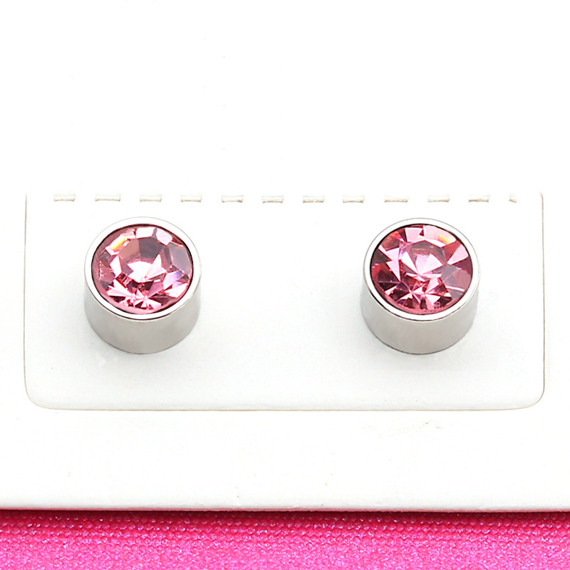 European and American fashion titanium steel without ear hole magnet ear clip stainless steel Super Flash 5mm zircon earrings factory direct sales